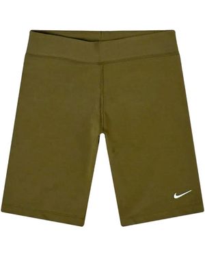 Nike Essential cyclind shorts - Grün