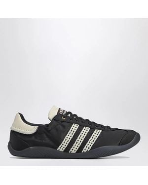 adidas Adidas By Wales Bonner Trainers Wb Karintha Lo Satin Core/Dark/Cream - Black