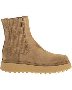 Tod's Suede Chelsea Boots With Tpu Sole - Brown