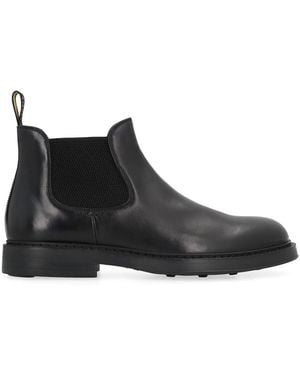 Doucal's Leather Chelsea Boots - Black