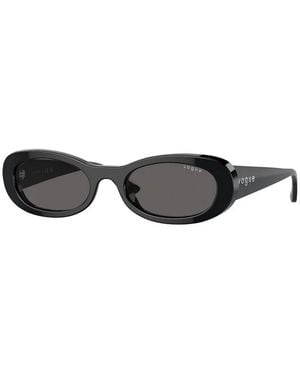 Vogue Vo5582S W44/87 - Black