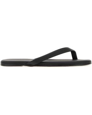 TKEES The Boyfriend - Black