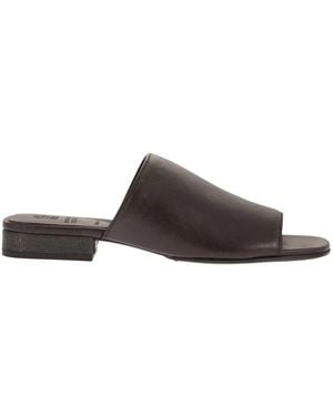 Brunello Cucinelli Riding Calfskin Mules With Jewelry - Brown