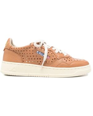 Autry Medalist Perforated-Design Sneakers - Pink