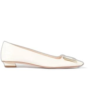 Roger Vivier Belle Patent Leather Buckle Court Shoes - Natural