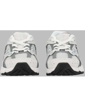 New Balance Kids Trainers - Metallic