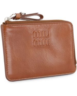 Miu Miu Logo-Embossed Leather Clutch Bag - Brown