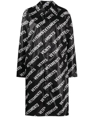 Vetements Monogram Raincoat - Black