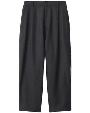 Maison Kitsuné Cropped Pleated Pants - Black