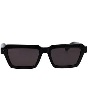 Calvin Klein Injected Sunglasses - Black