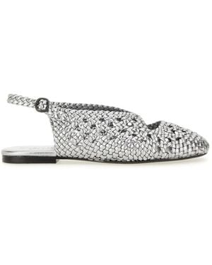 Hereu Flats - White