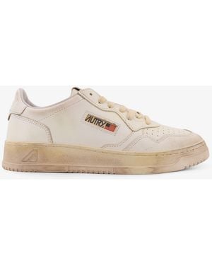 Autry Super Vintage Low-Top Leather Sneakers - Natural