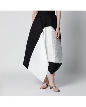 Entire studios Asymmetric Pleated Skirt - Black