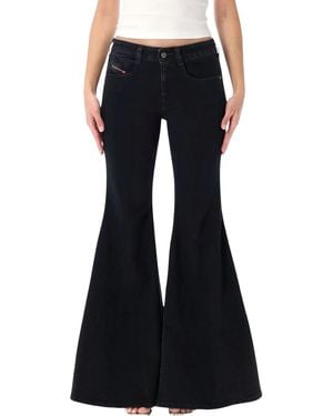 DIESEL Flare Jeans 1970 D-Blees - Blue