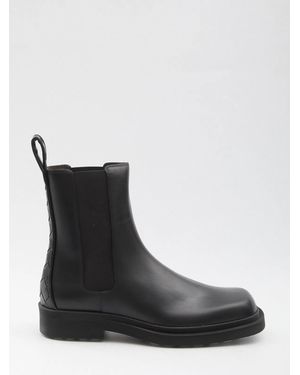 Bottega Veneta Calfskin Ben Chelsea Boot - Black