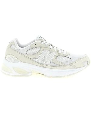Comme Des Garçons Homme Commedesgarçons X Newbalance 'Abzorb2010' Sneakers - White