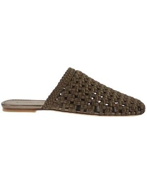Stuart Weitzman Marina - Brown