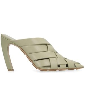 Bottega Veneta Alfie Leather Mules - Metallic