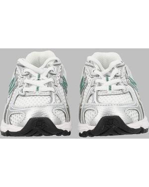 New Balance Trainers - Metallic