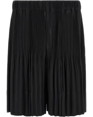 Homme Plissé Issey Miyake 'Monthly Colors: June' Bermuda Shorts - Black