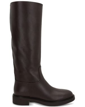 Gianvito Rossi Ascott Leather Boots - Black