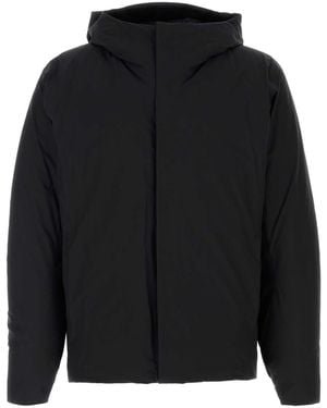 Veilance Altus Down Jacket M - Black