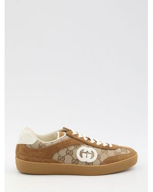 スニーカー GUCCI SNEAKER WITH GG CROSS IN WHITE LEATHER AND MESH Gucci Sneaker With GG Cross In White Leather And Mesh – LOZURI®