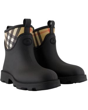 Burberry Marsh Stamp Low Ankle Boots - Black