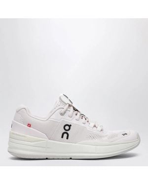 On Shoes The Roger Pro Tennis Shoes - White