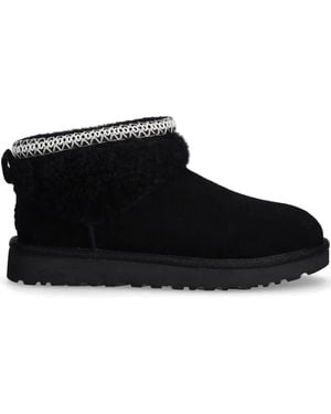 UGG "Classic Ultra Mini Maxi Curly" - Black