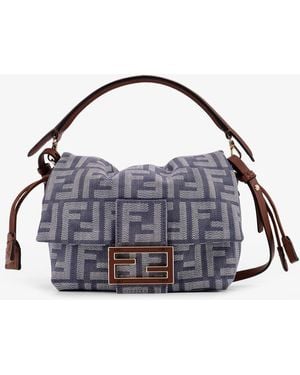Fendi Mamma Baguette Medium in Natural | Lyst