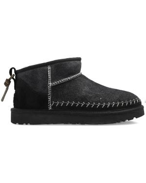 UGG Boot "Classic Ultra Mini Biarritz" - Black
