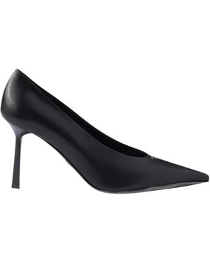 Prada Leather Pumps - Black