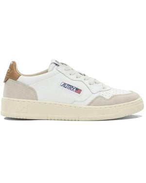 Autry "Medalist Low" Low Top Sneakers - White