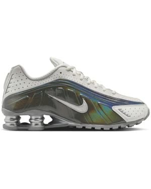 Nike Shox R4 Iridescent Trainers - Green
