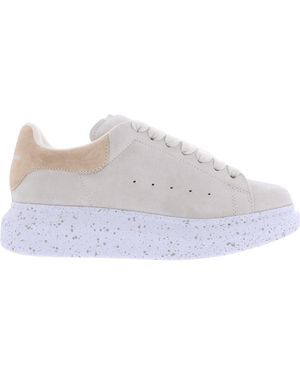 McQueen Low-Top Sneaker - Schwarz