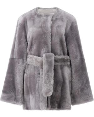 TOTEME Mantel Aus Lammfell - Grau