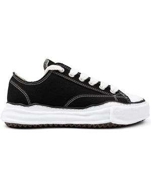 Maison Mihara Yasuhiro Low-Top Sneakers - Zwart
