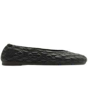Burberry Quilted Flats With Rounded Toe - Schwarz