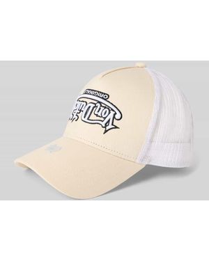 Von Dutch Trucker Cap mit Label-Stitching Modell 'SOHO' - Weiß