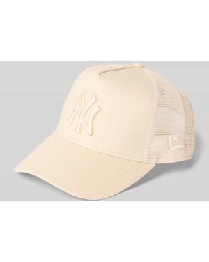 KTZ Trucker Cap mit Statement-Stitching - Natur