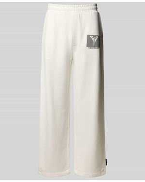 carlo colucci Wide Fit Sweatpants mit Logo-Print - Weiß