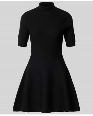 Apricot Minikleid aus Viskose-Mix mit Stehkragen - Schwarz