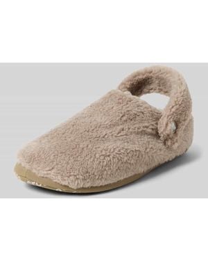 Crocs™ Hausschuhe aus Teddyfell - Natur