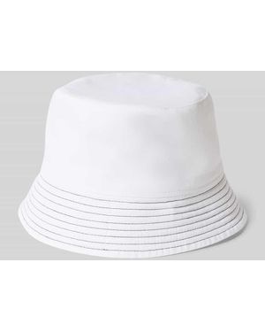 Marc Cain Bucket Hat mit schmaler Krempe und Ziernaht - Weiß