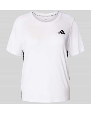 adidas T-Shirt mit Label-Print - Blau