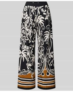 Emily Van Den Bergh Wide Fit Stoffhose mit floralem Allover-Print - Weiß
