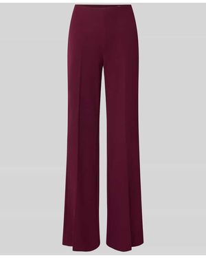 Rinascimento Flared Fit Stoffhose mit Bügelfalten - Rot