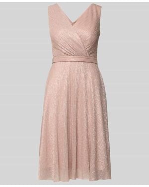 TROYDEN COLLECTION Knielanges Cocktailkleid mit V-Ausschnitt - Pink