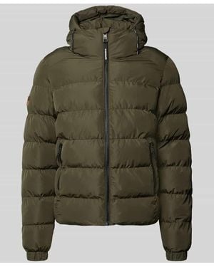 Superdry Steppjacke mit Label-Stitching und Kapuze - Grün